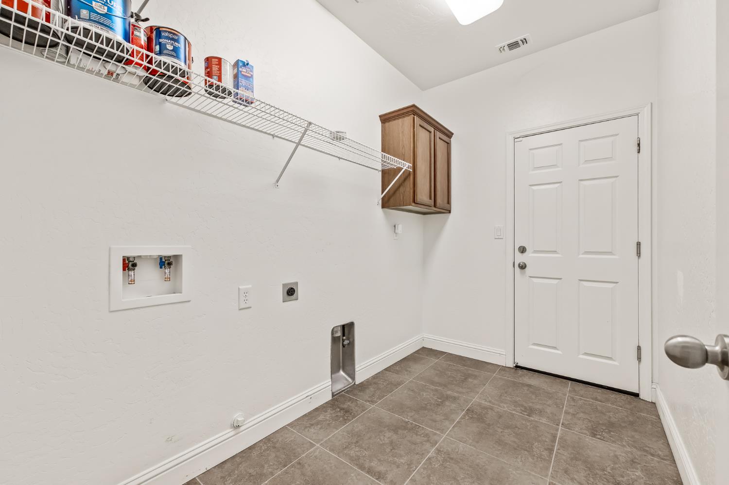 5848 E Platt Ave, Fresno, CA 93727