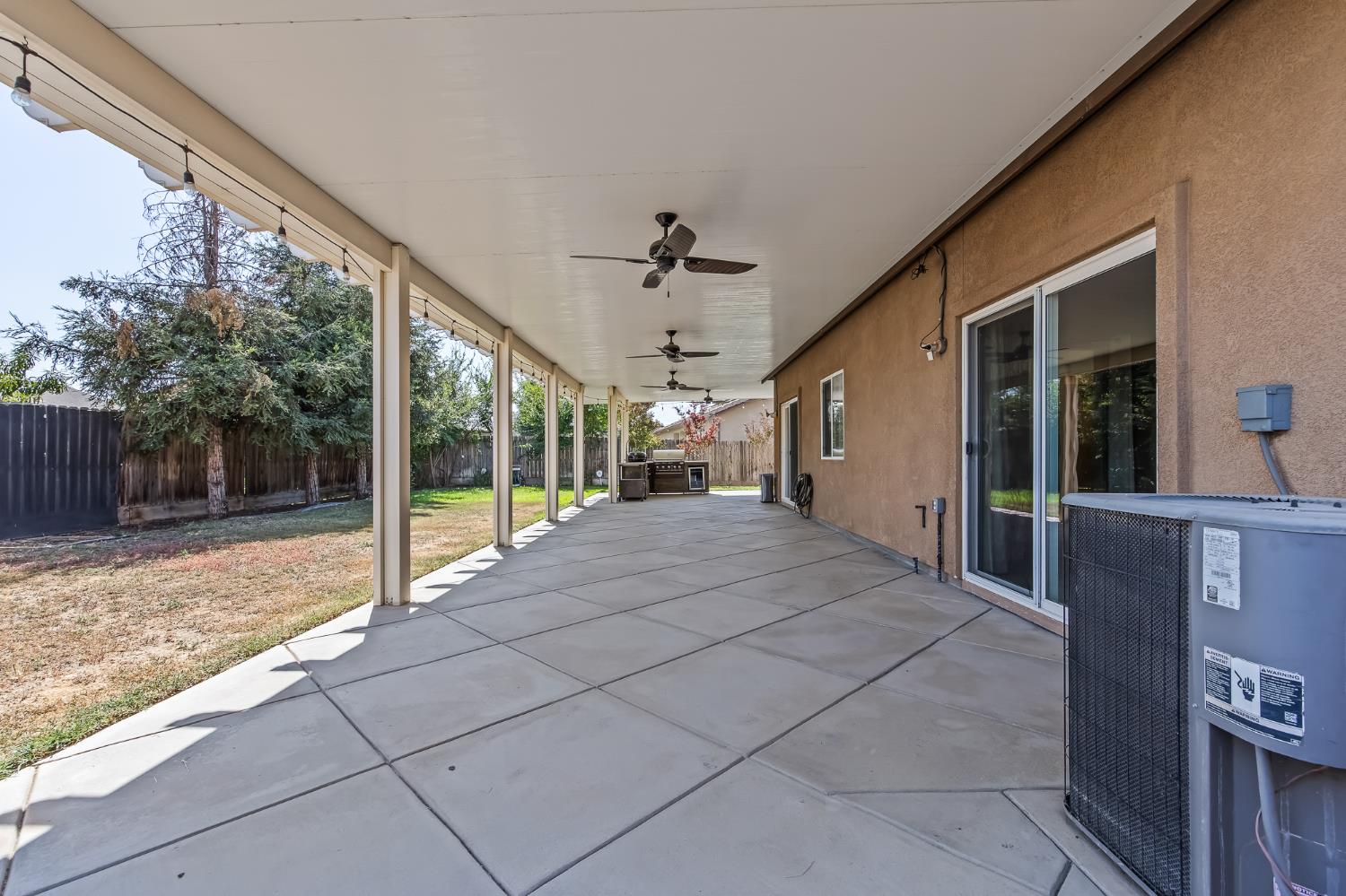 5848 E Platt Ave, Fresno, CA 93727