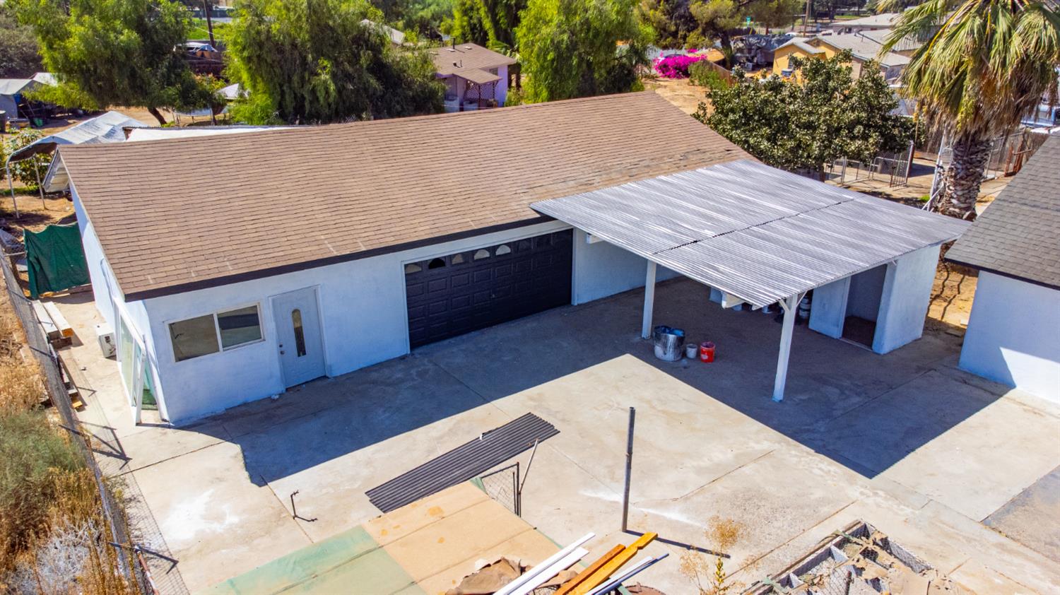 815 E 5Th St, Hanford, CA 93230