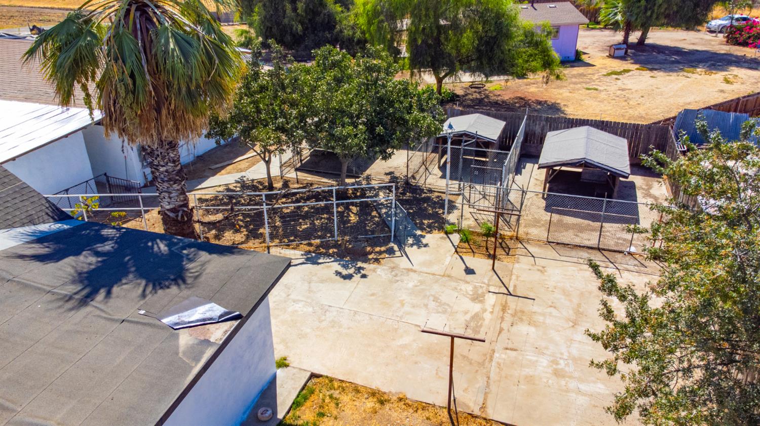 815 E 5Th St, Hanford, CA 93230