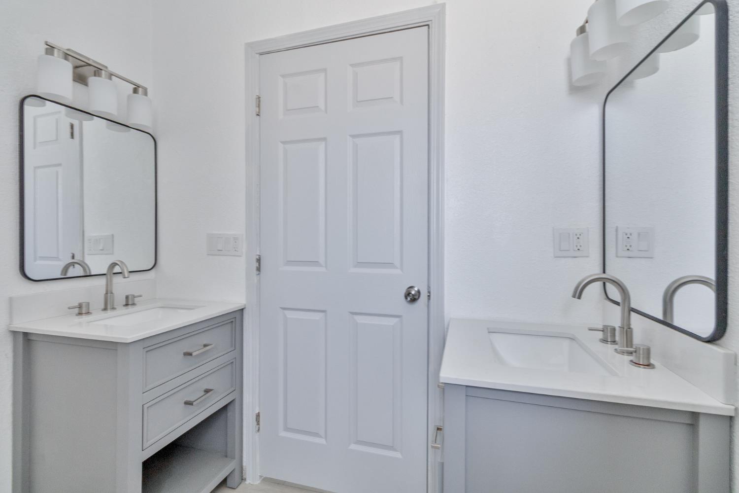 815 E 5Th St, Hanford, CA 93230