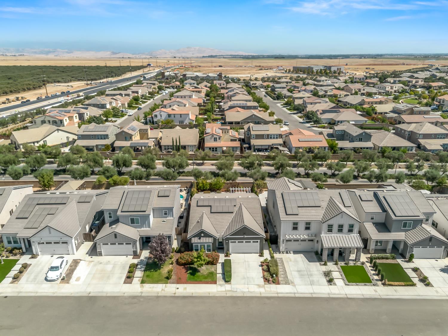 143 Timberline Way S, Madera, CA 93636
