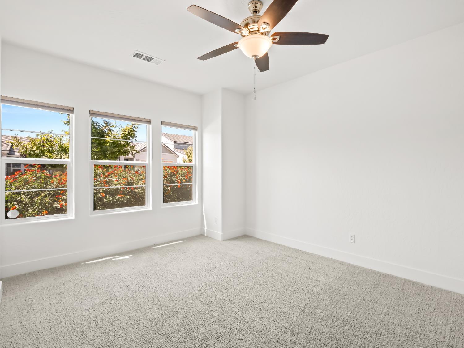 143 Timberline Way S, Madera, CA 93636