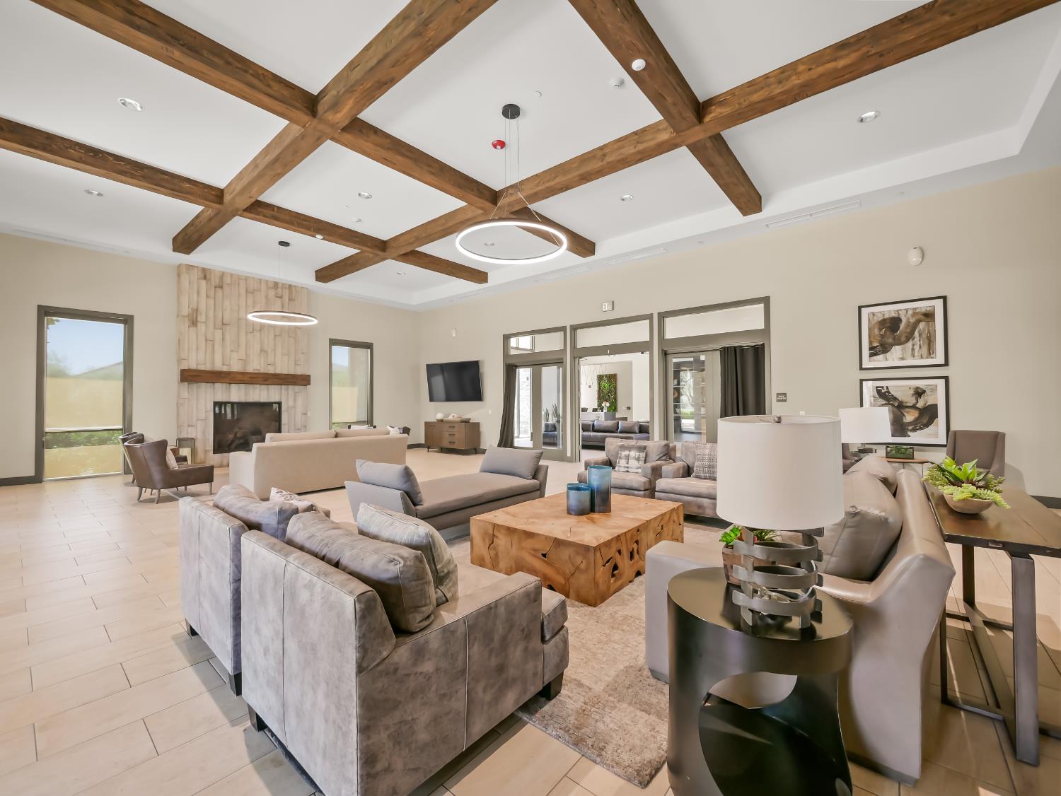 143 Timberline Way S, Madera, CA 93636