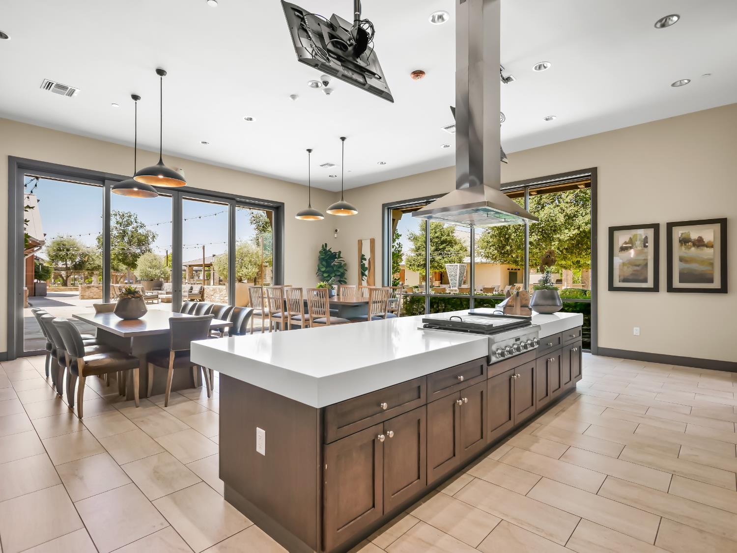 143 Timberline Way S, Madera, CA 93636
