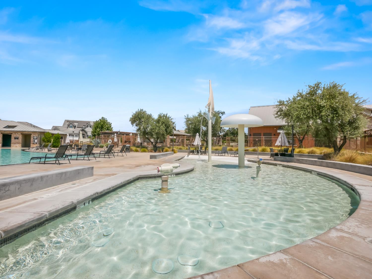 143 Timberline Way S, Madera, CA 93636