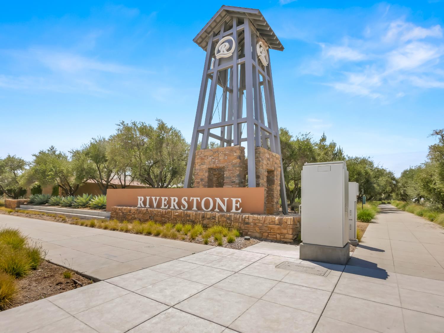 143 Timberline Way S, Madera, CA 93636