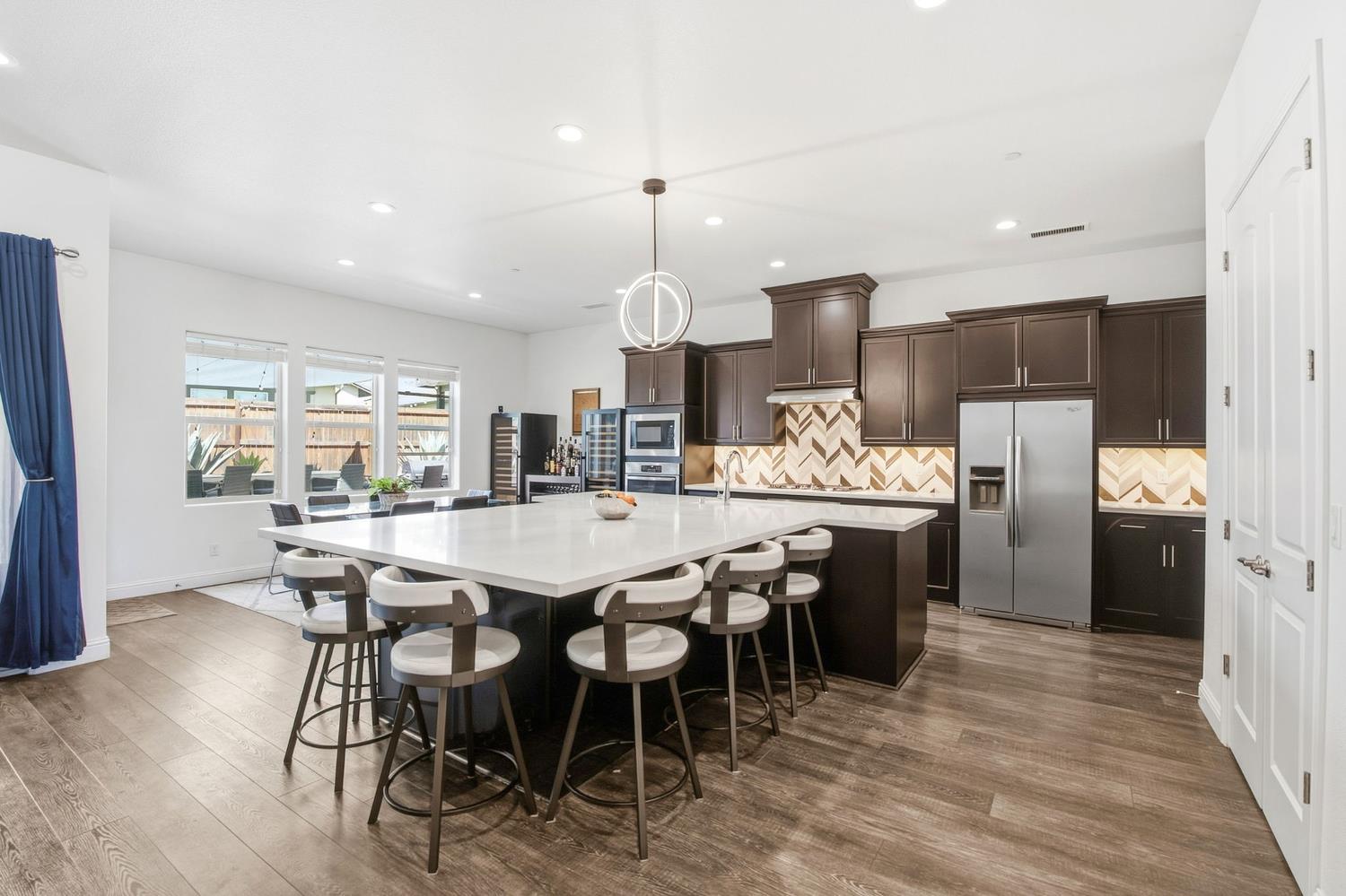 587 Spring St W, Madera, CA 93636
