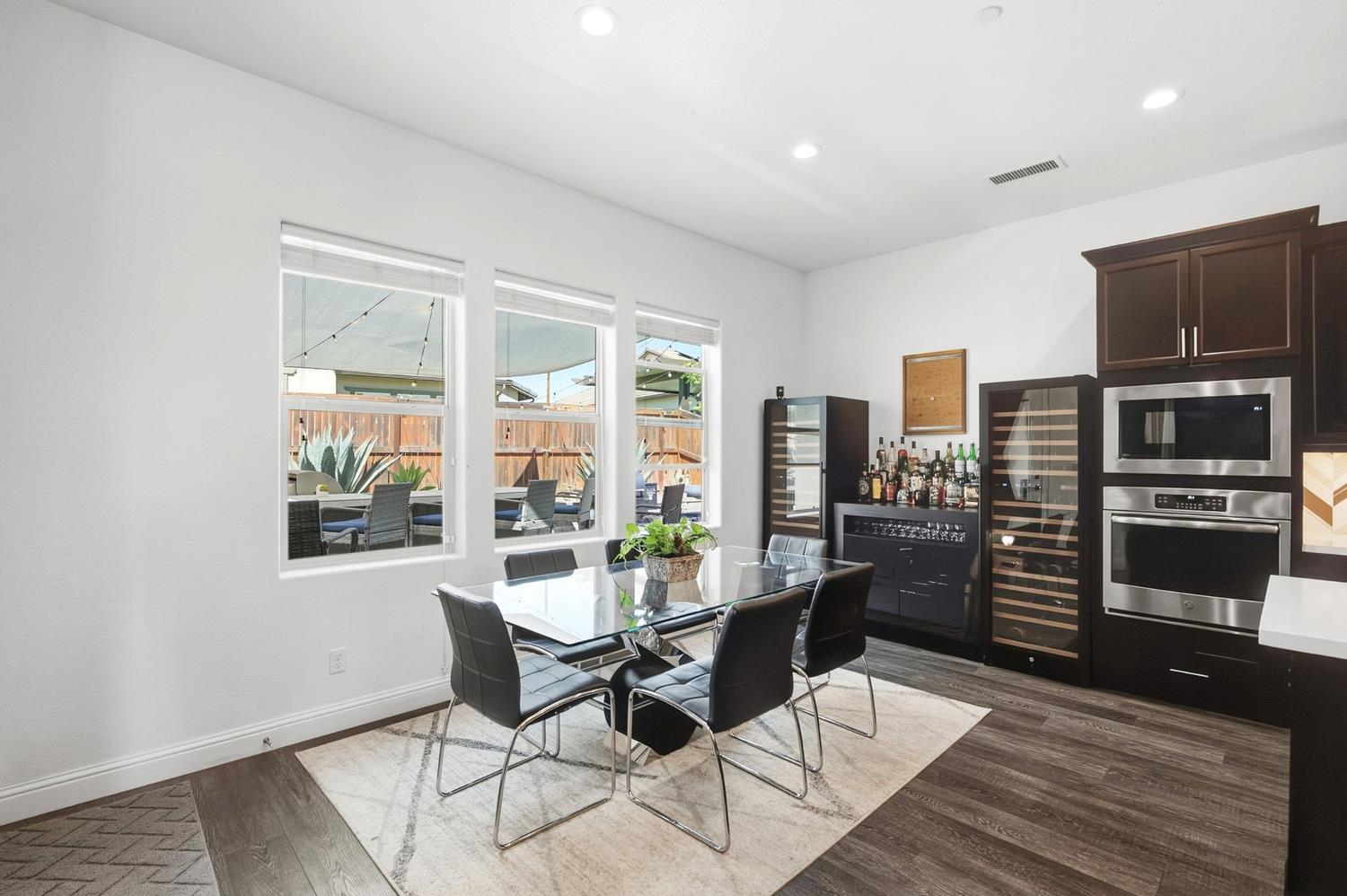587 Spring St W, Madera, CA 93636