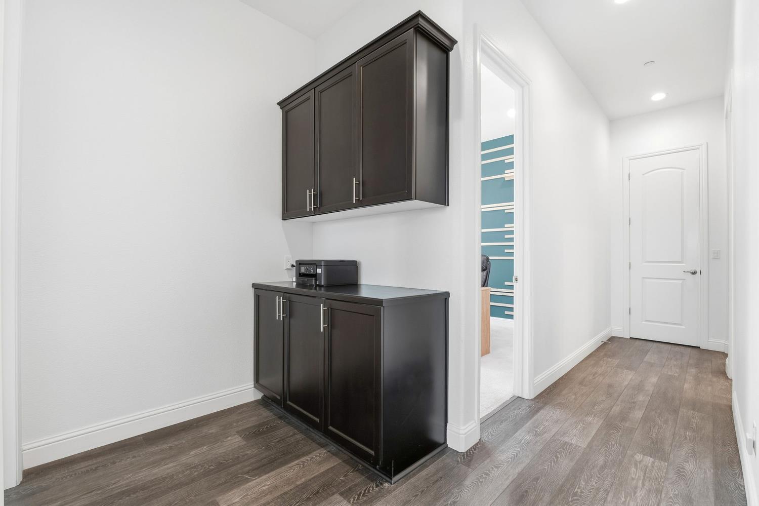 587 Spring St W, Madera, CA 93636