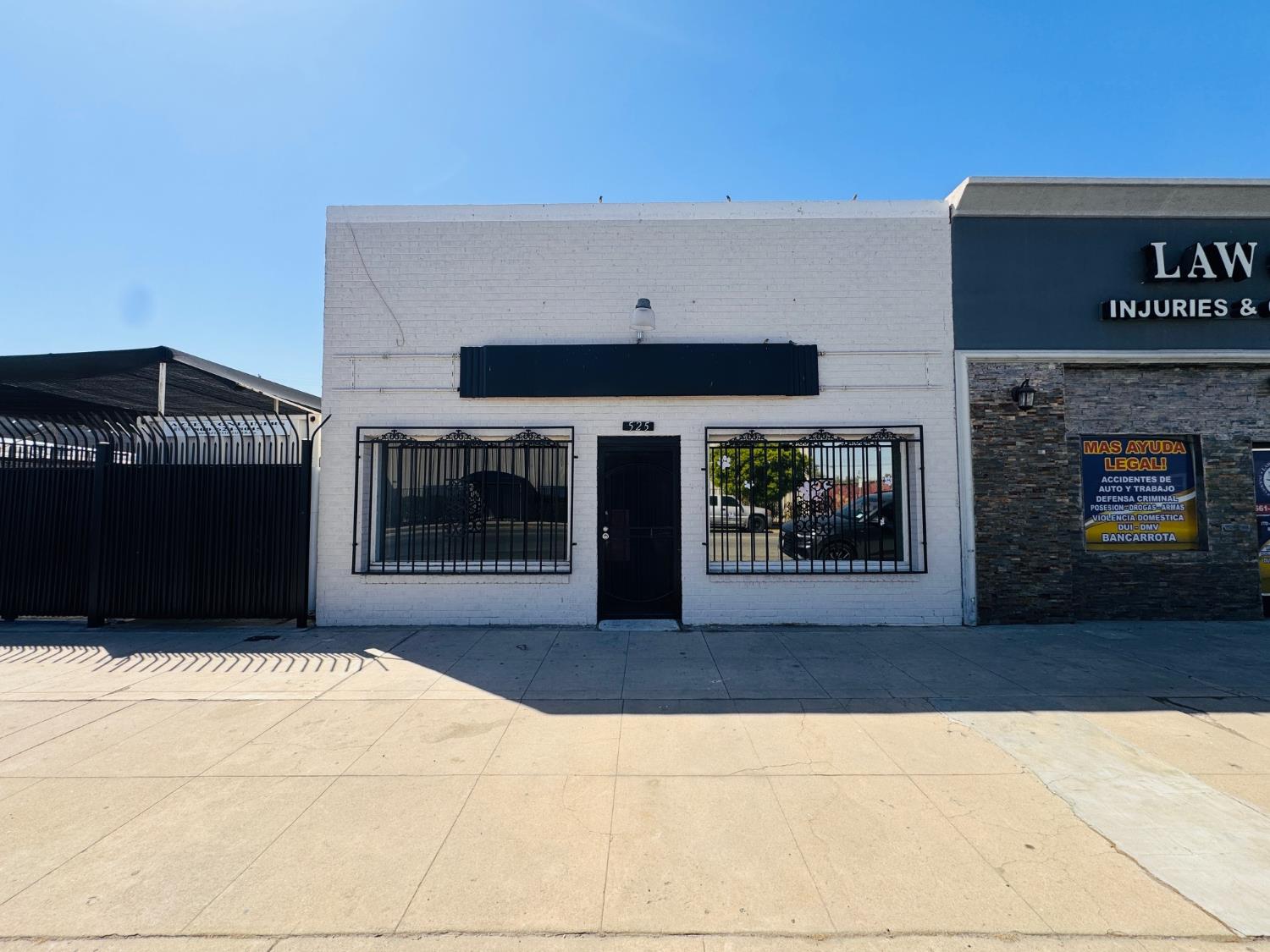525 E 19th St, Bakersfield, CA 93305