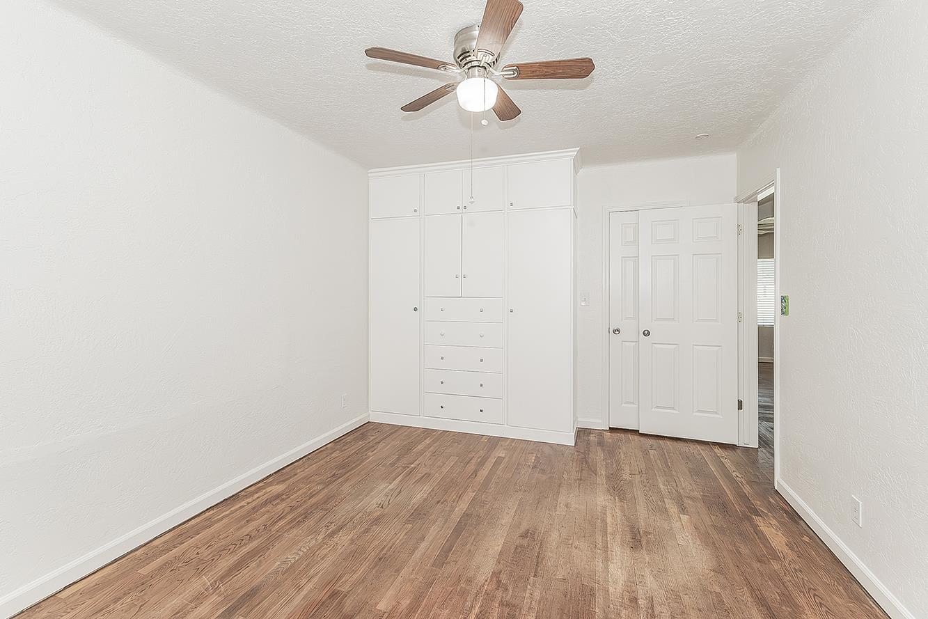 906 E Fountain Way, Fresno, CA 93704