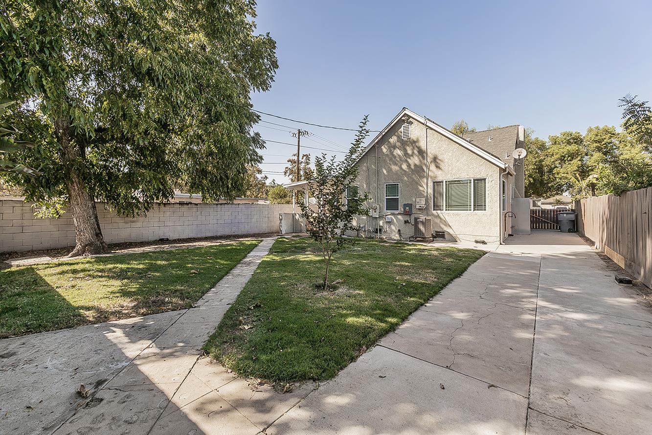 906 E Fountain Way, Fresno, CA 93704
