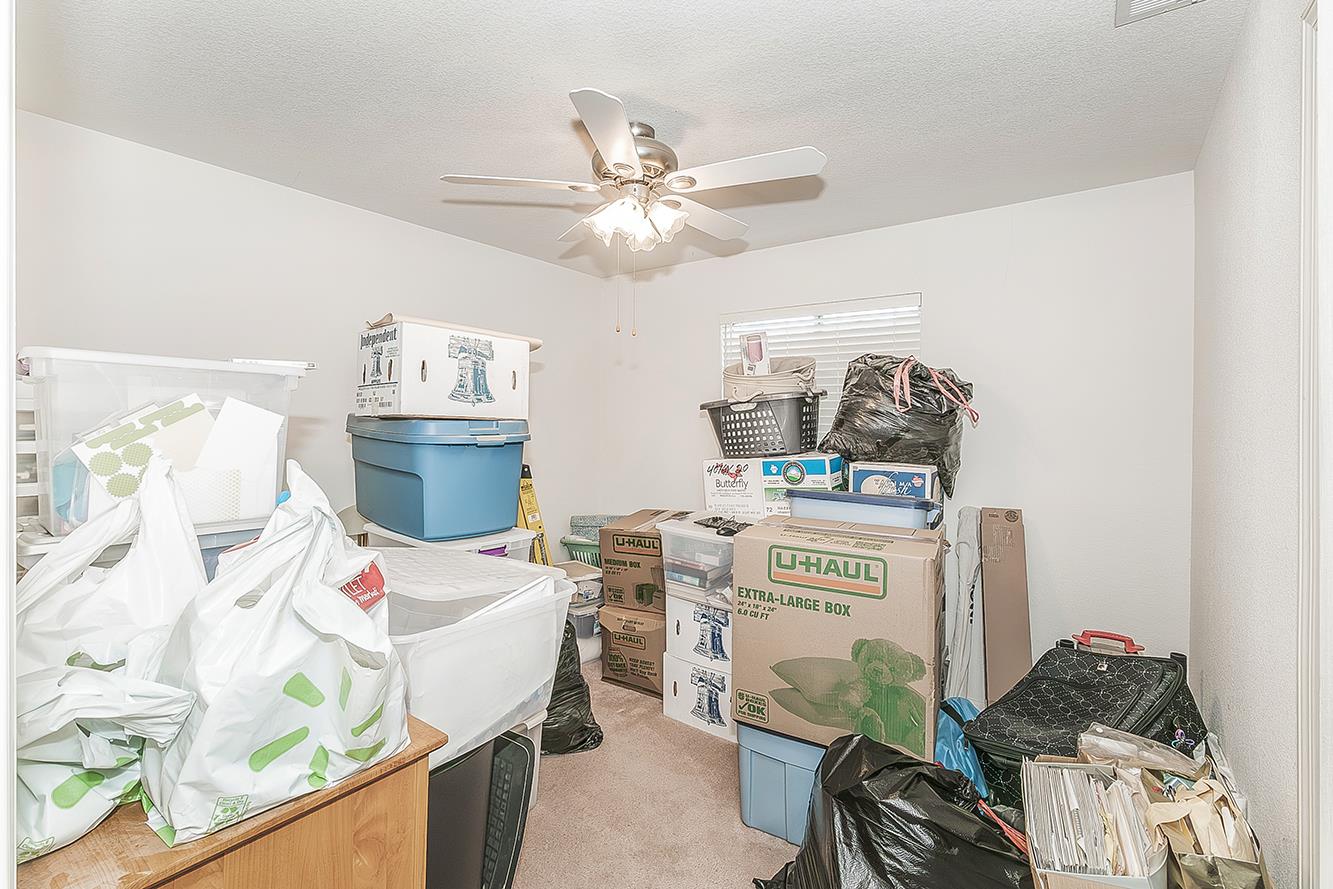 6181 N Gilroy, Fresno, CA 93722