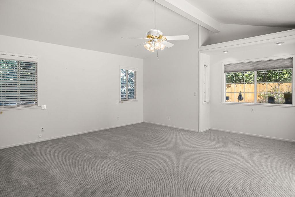 1236 W Scott Ave, Fresno, CA 93711