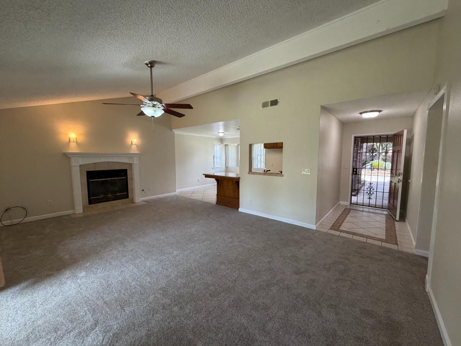 5195 W Palo Alto Ave, Fresno, CA 93722