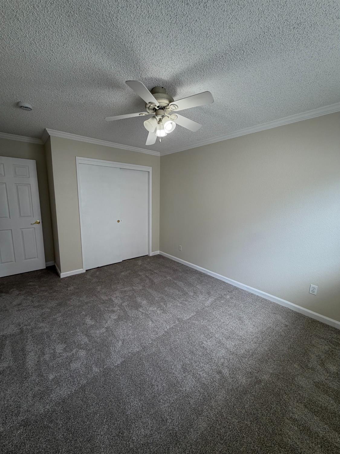 5195 W Palo Alto Ave, Fresno, CA 93722