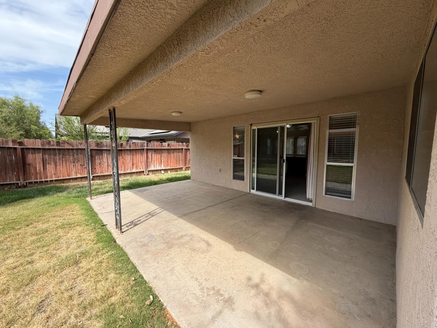 5195 W Palo Alto Ave, Fresno, CA 93722
