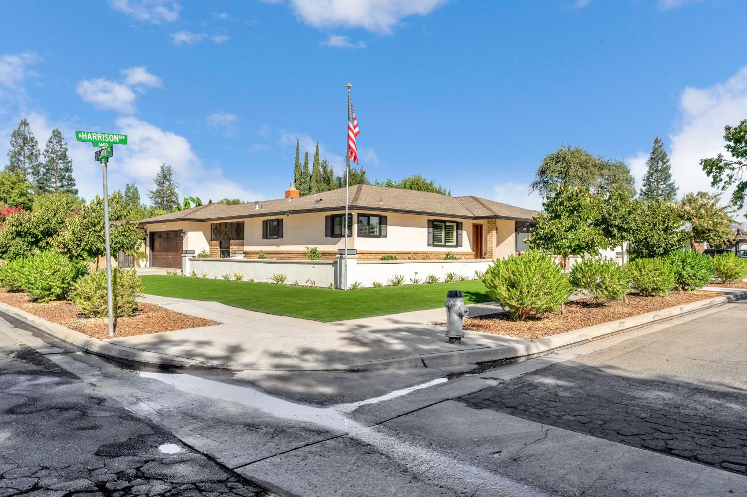 6615 N Harrison Ave, Fresno, CA 93711