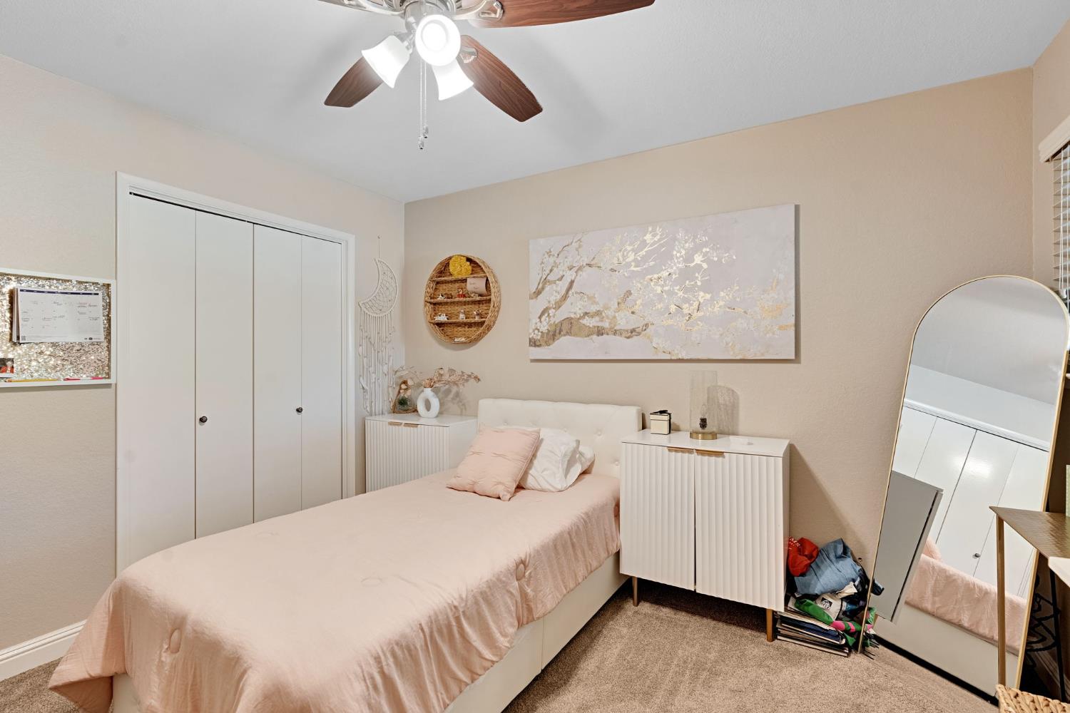 6615 N Harrison Ave, Fresno, CA 93711