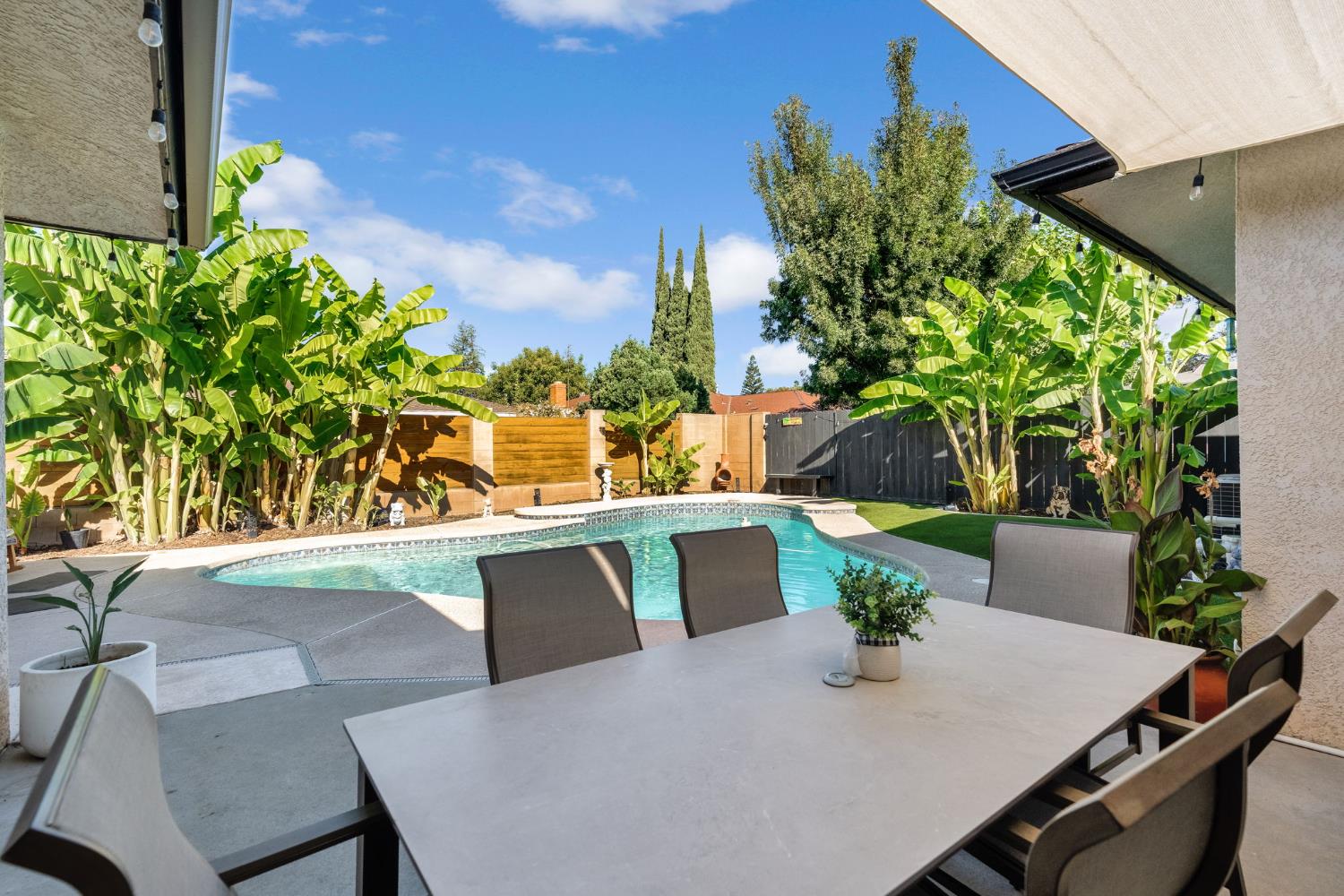 6615 N Harrison Ave, Fresno, CA 93711