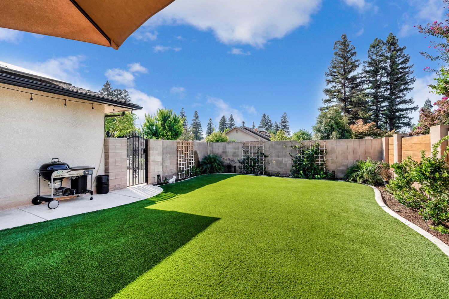 6615 N Harrison Ave, Fresno, CA 93711