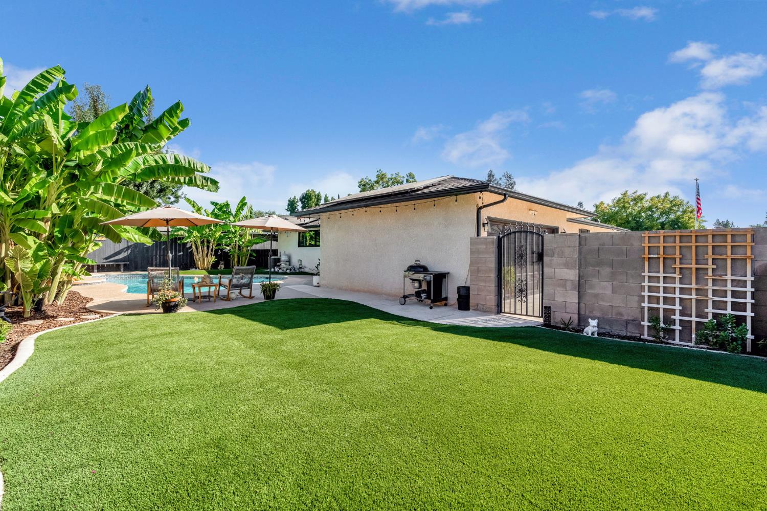 6615 N Harrison Ave, Fresno, CA 93711