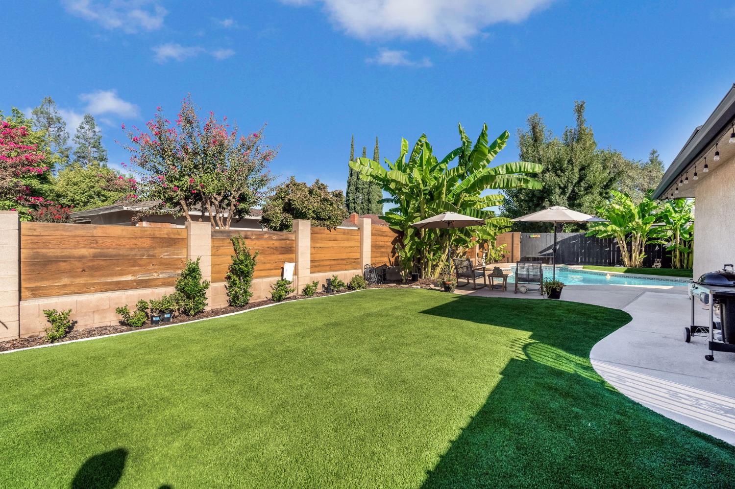 6615 N Harrison Ave, Fresno, CA 93711