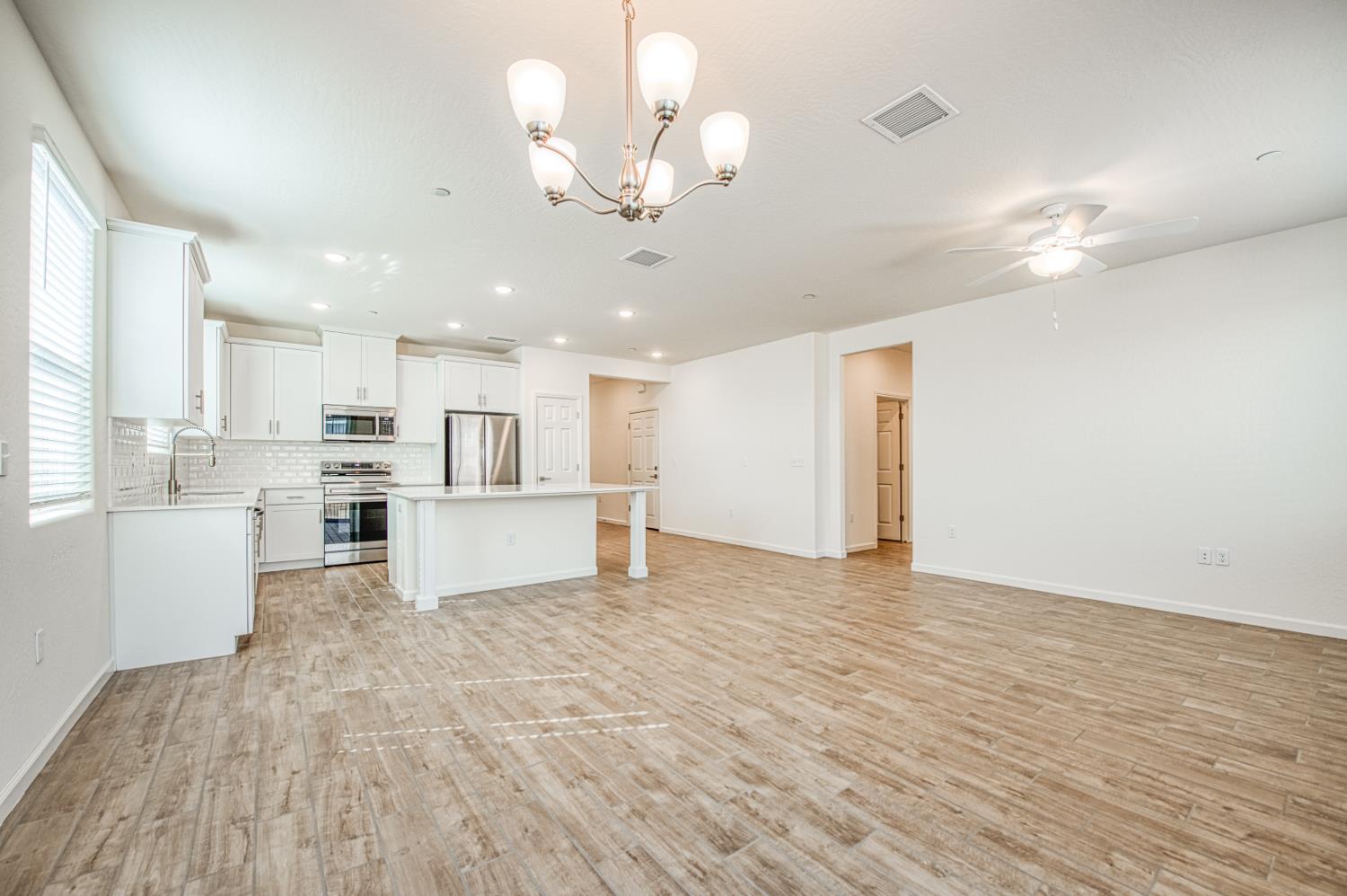 1165 Significant Way W, Madera, CA 93636