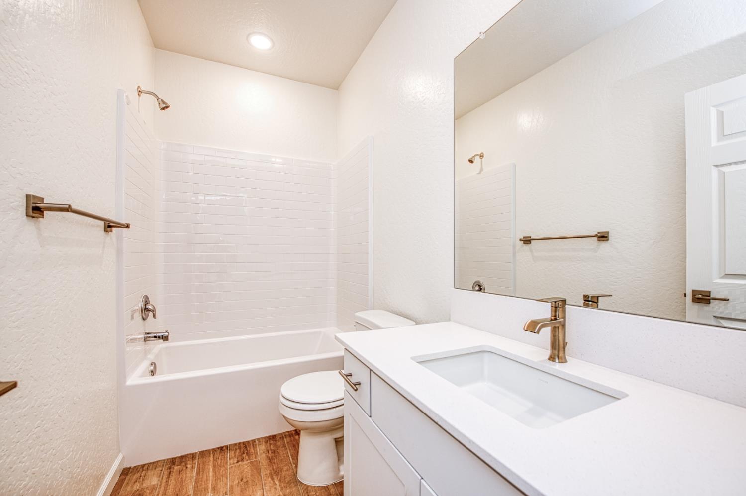 1165 Significant Way W, Madera, CA 93636