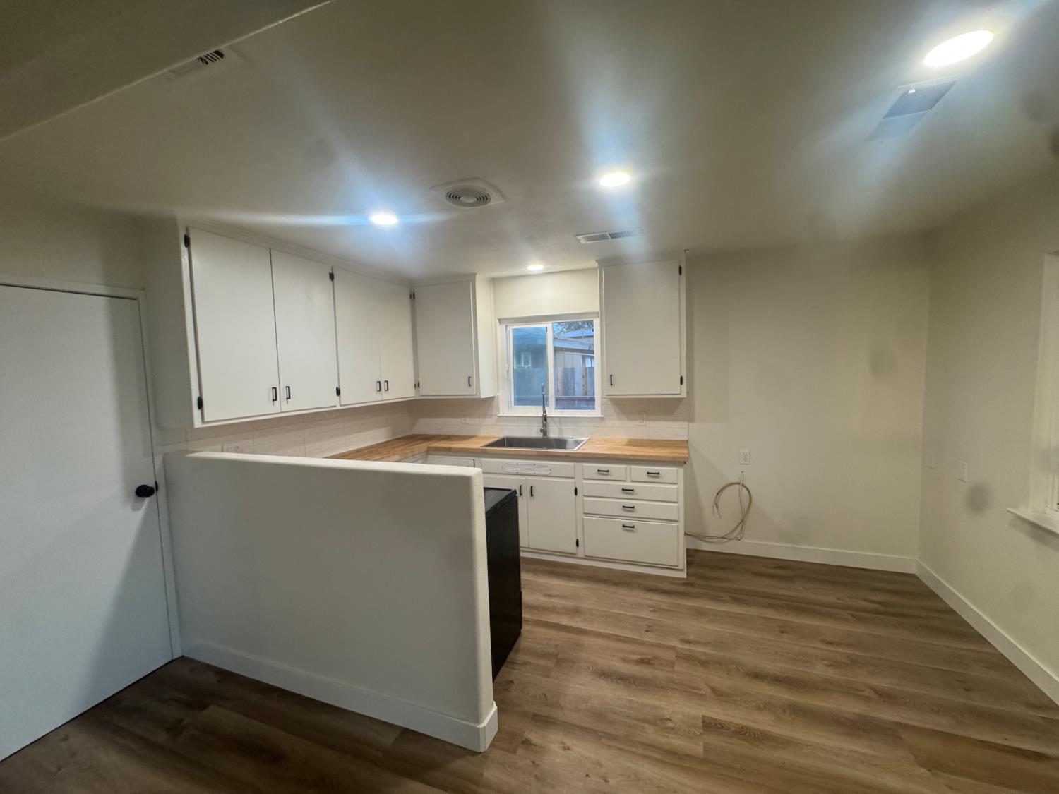 2019 Norris Dr E, Fresno, CA 93703