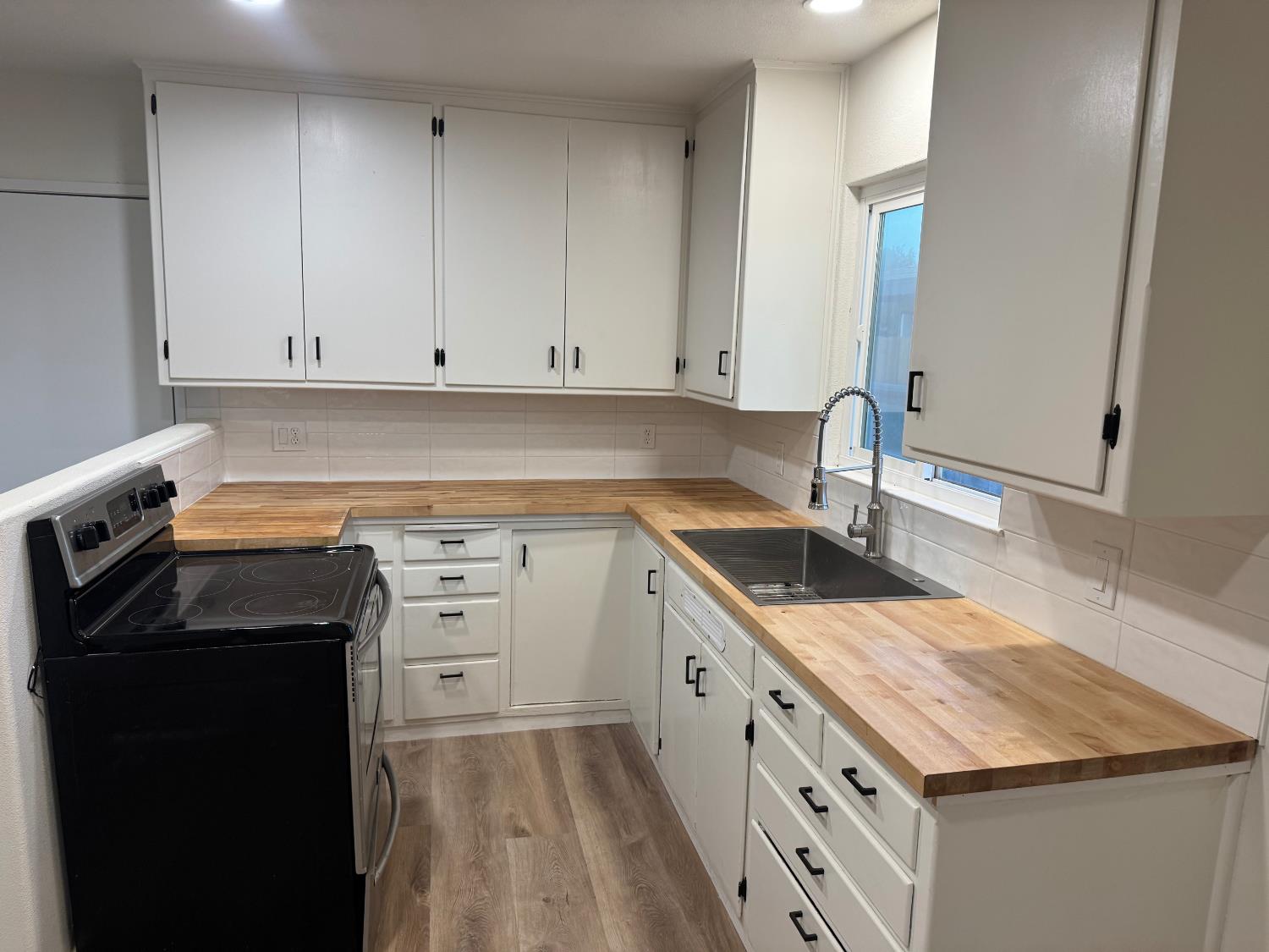 2019 Norris Dr E, Fresno, CA 93703