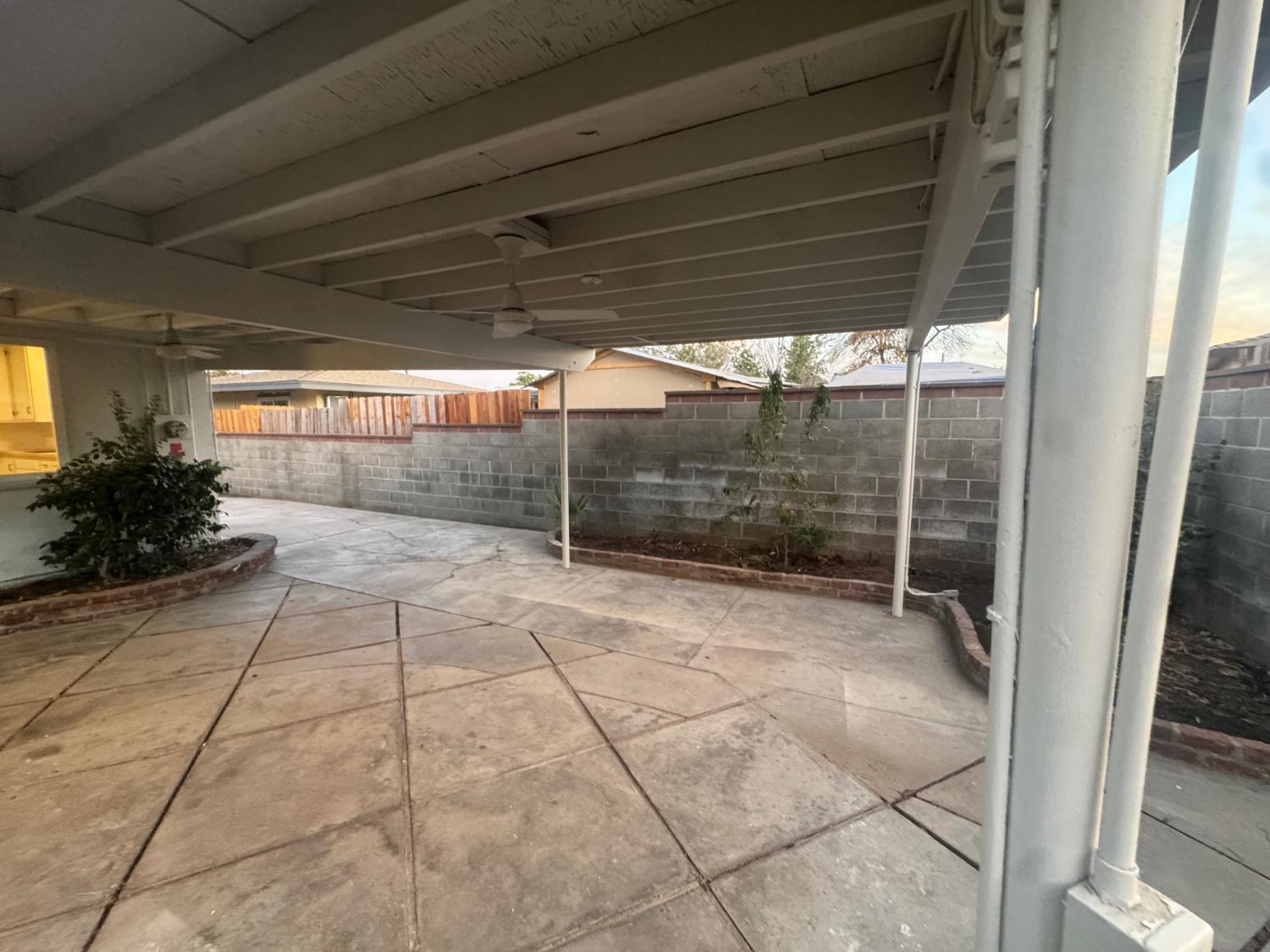 2019 Norris Dr E, Fresno, CA 93703