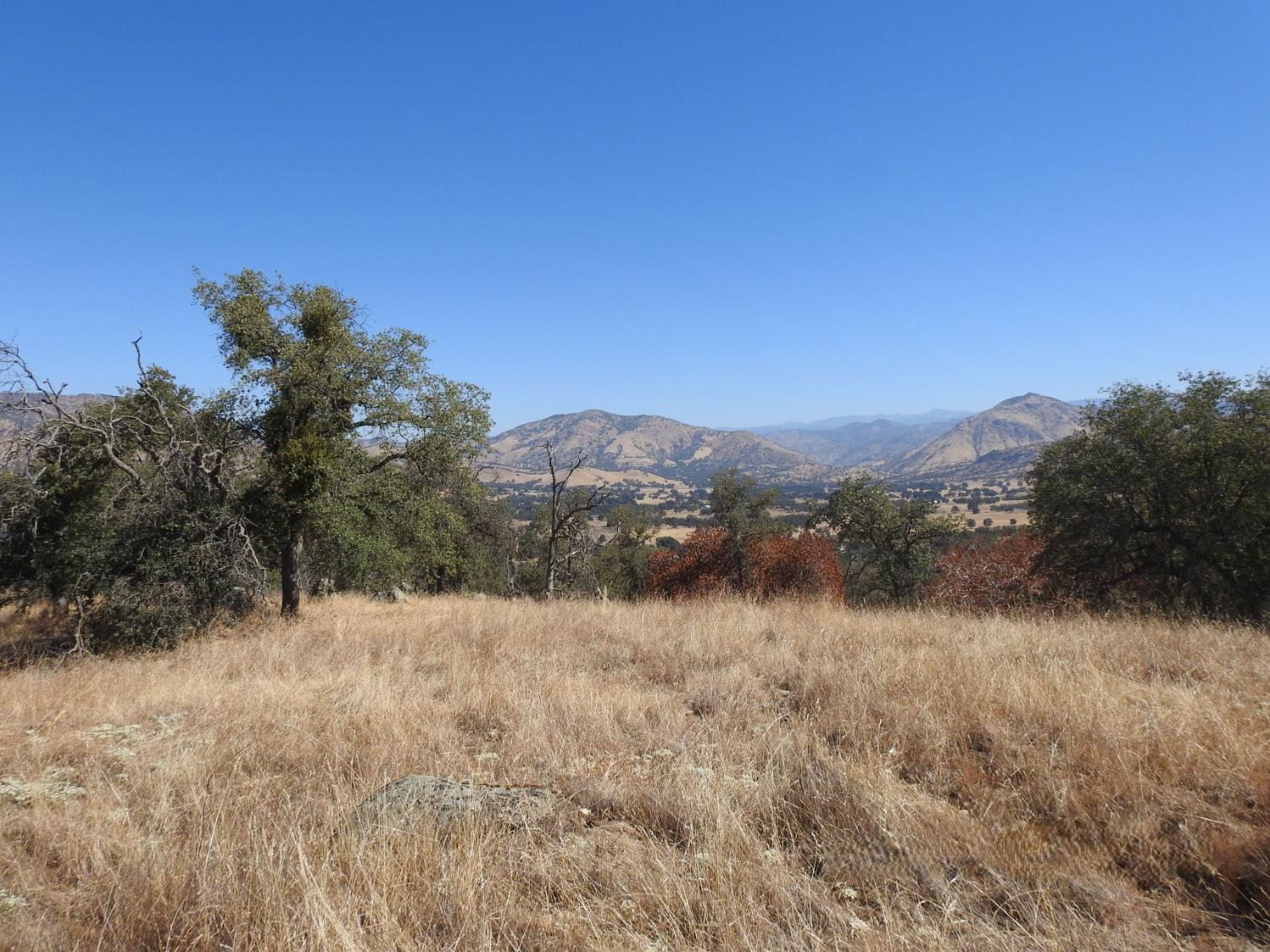 0 0 Fawn Lane, Yokuts Valley, CA 93675