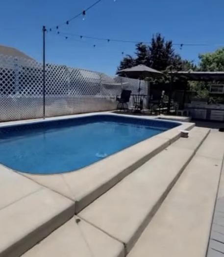 976 Heather Ave, Dinuba, CA 93618