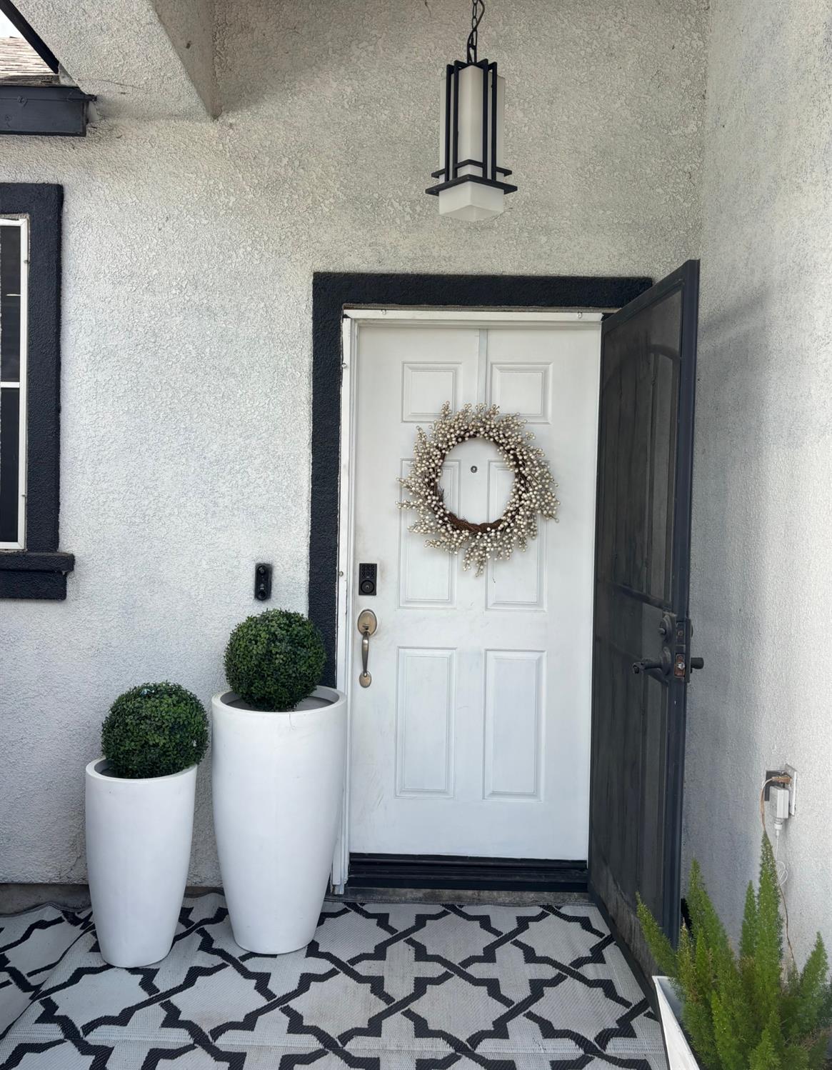 976 Heather Ave, Dinuba, CA 93618