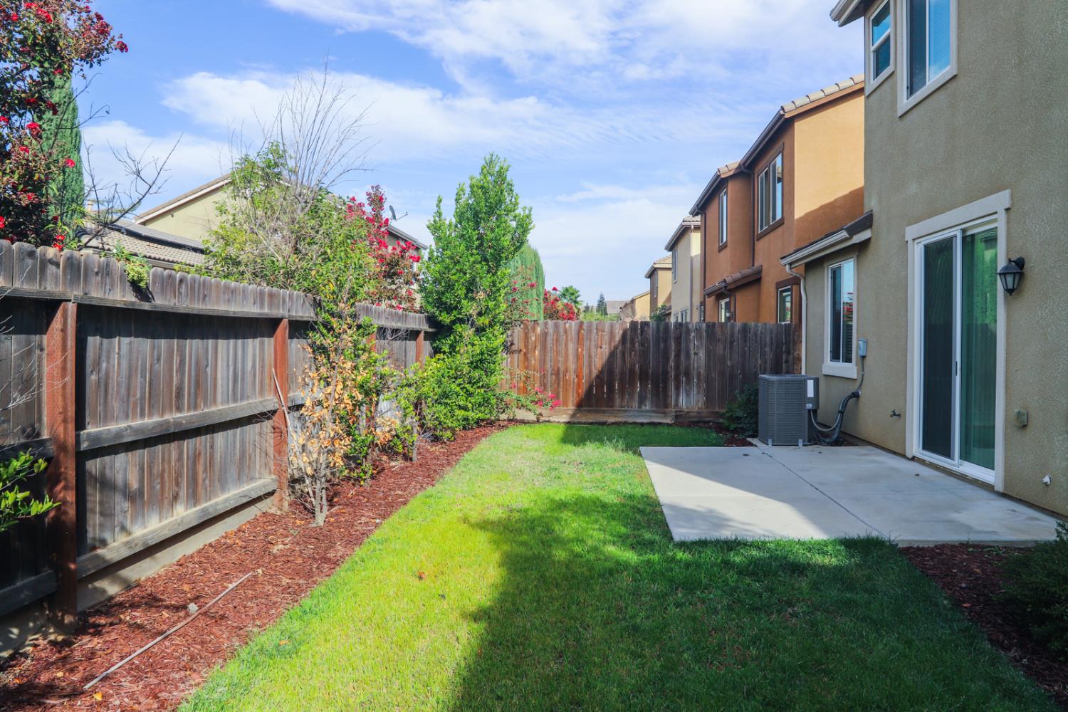 2034 E Christensen Dr, Fresno, CA 93730
