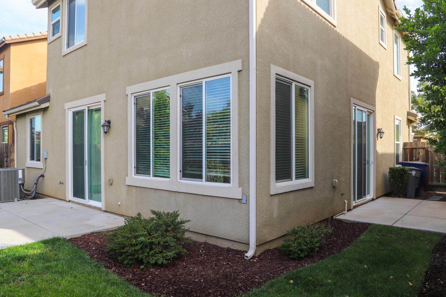 2034 E Christensen Dr, Fresno, CA 93730