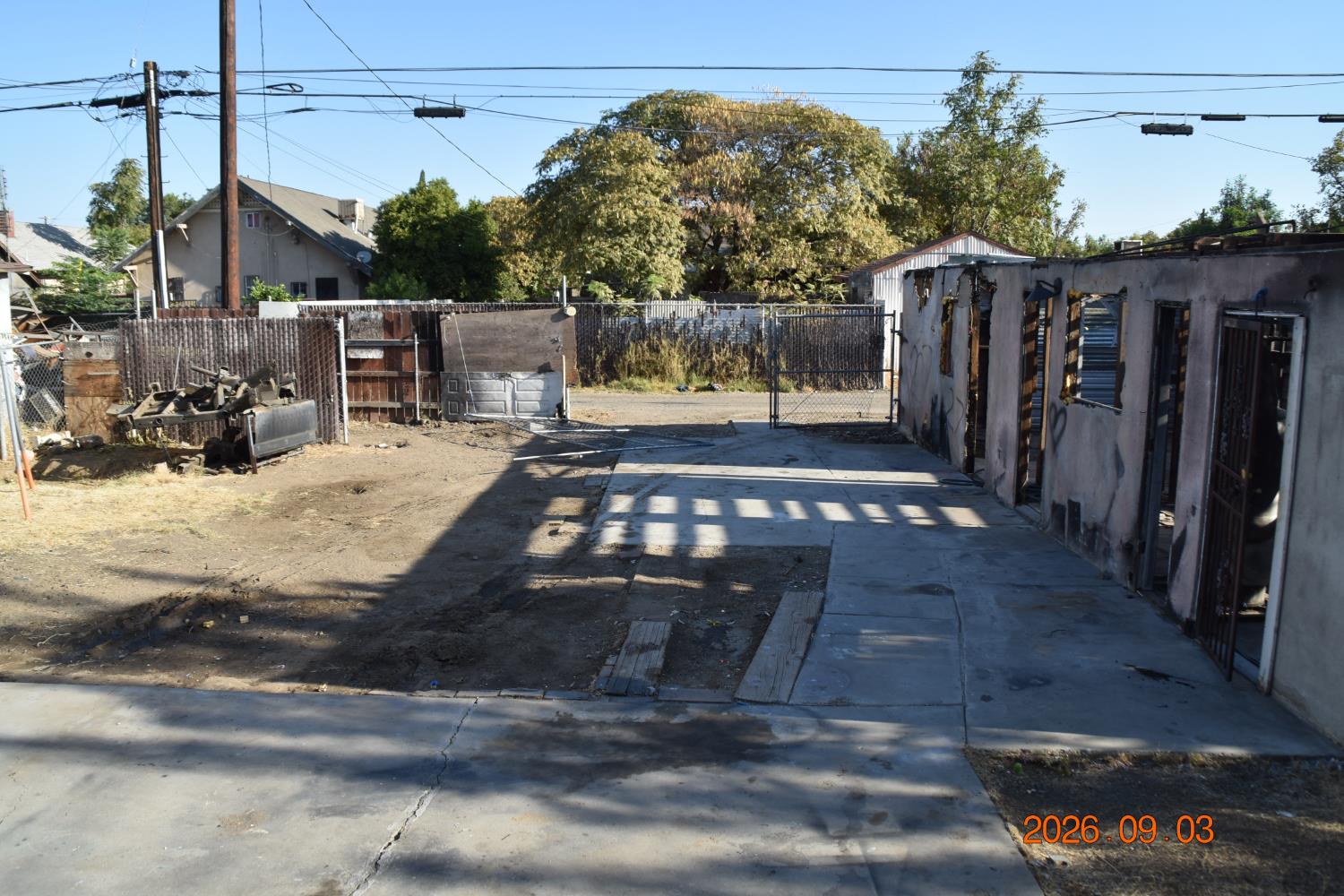 2607 E Mckenzie Ave, Fresno, CA 93701