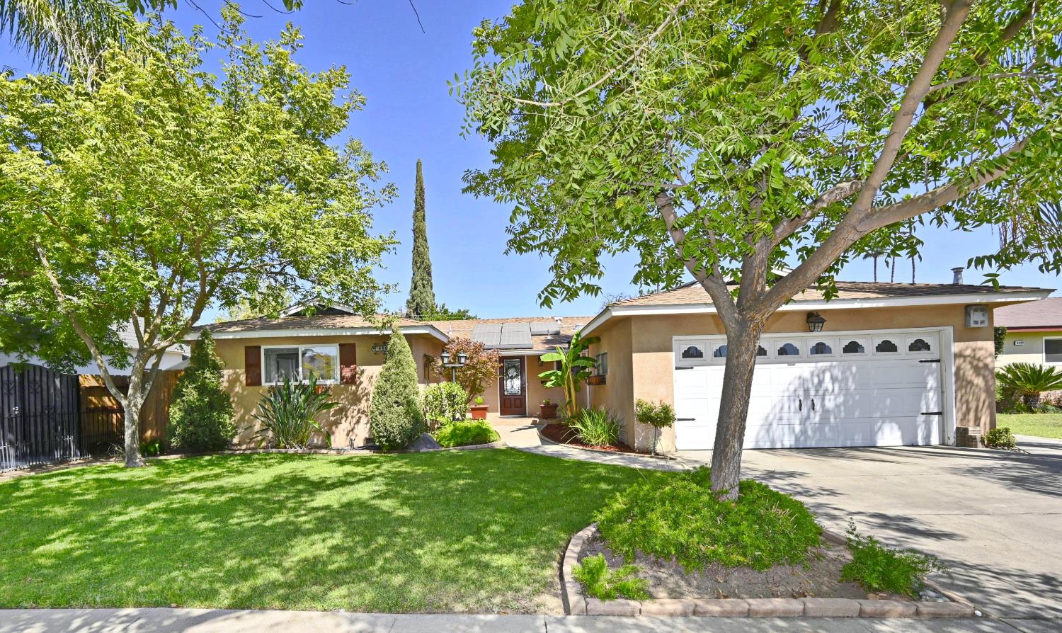 4863 E Pico Ave, Fresno, CA 93726
