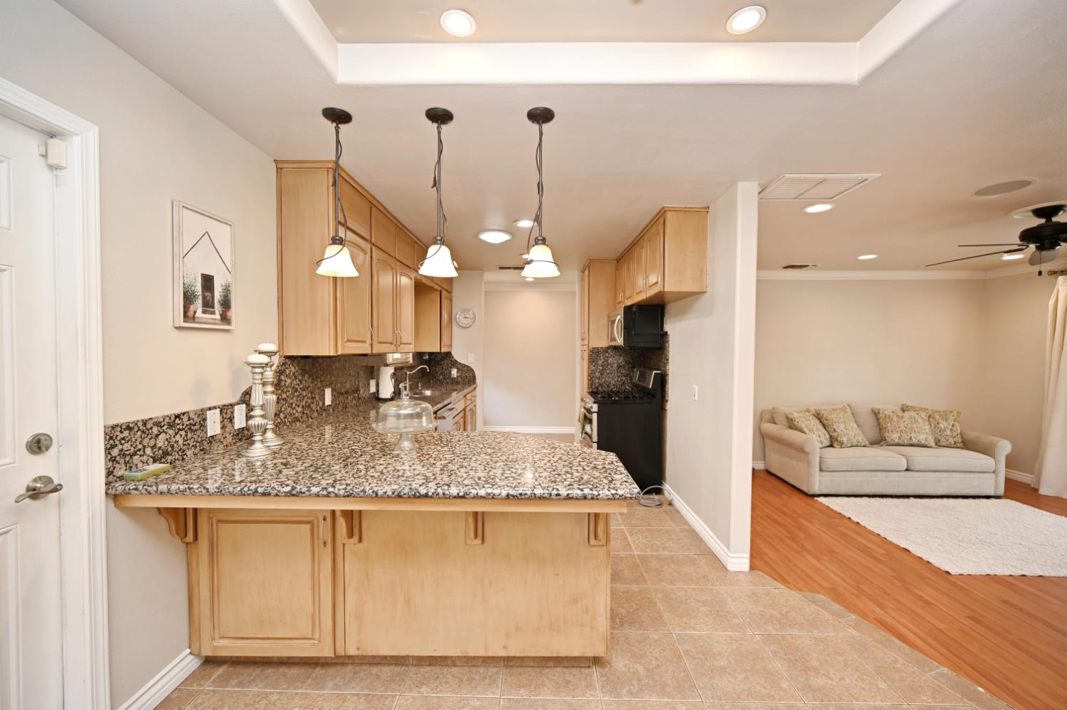 4863 E Pico Ave, Fresno, CA 93726