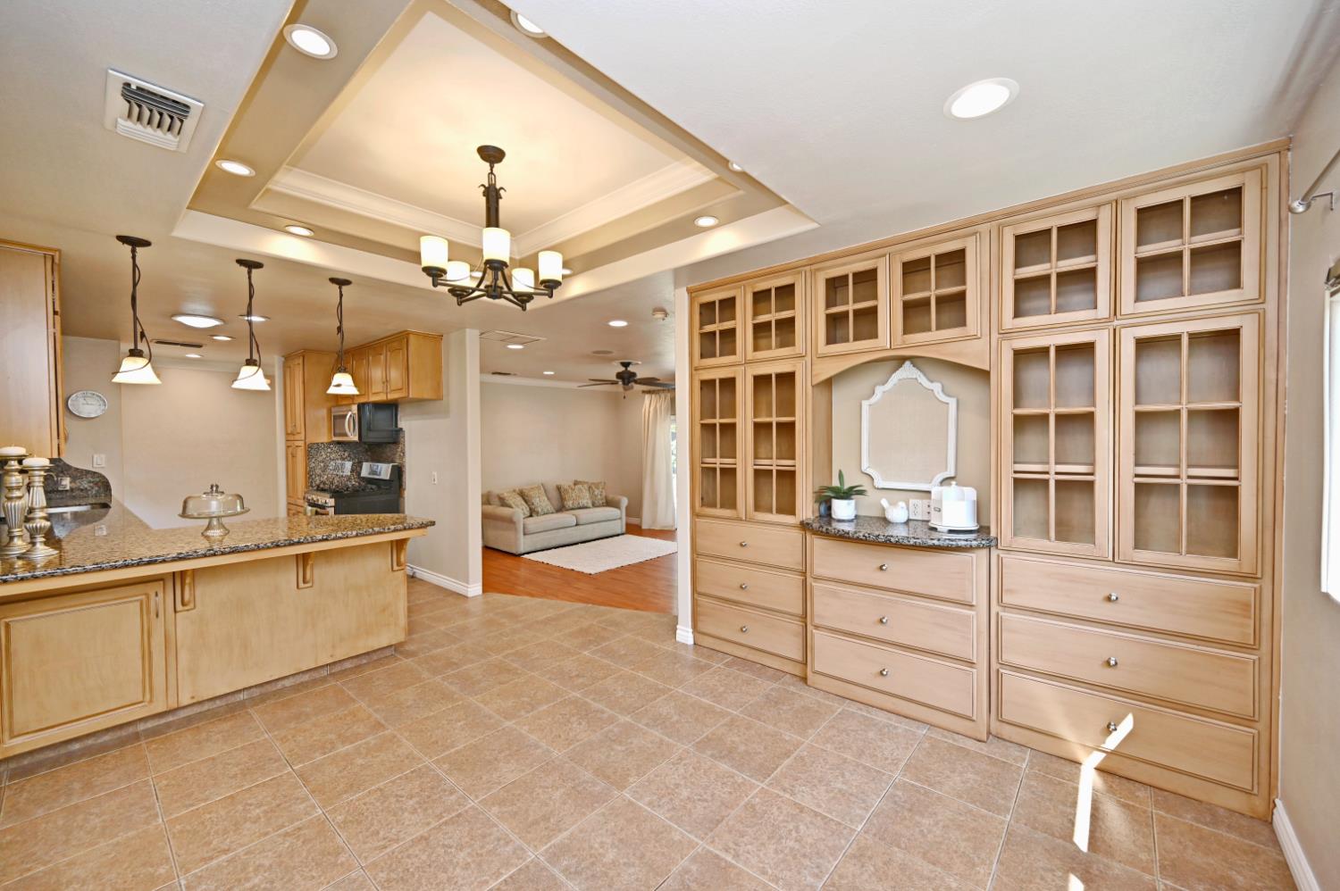 4863 E Pico Ave, Fresno, CA 93726