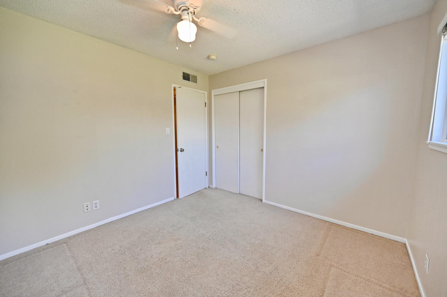 4863 E Pico Ave, Fresno, CA 93726