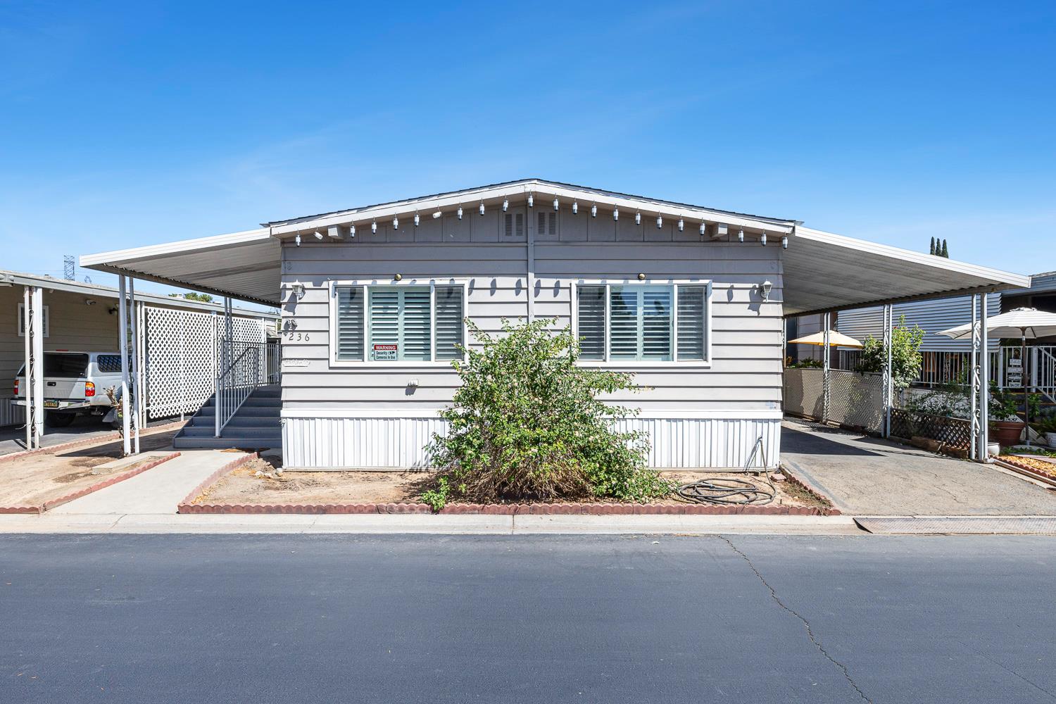 2706 W Ashlan Ave #236, Fresno, CA 93705