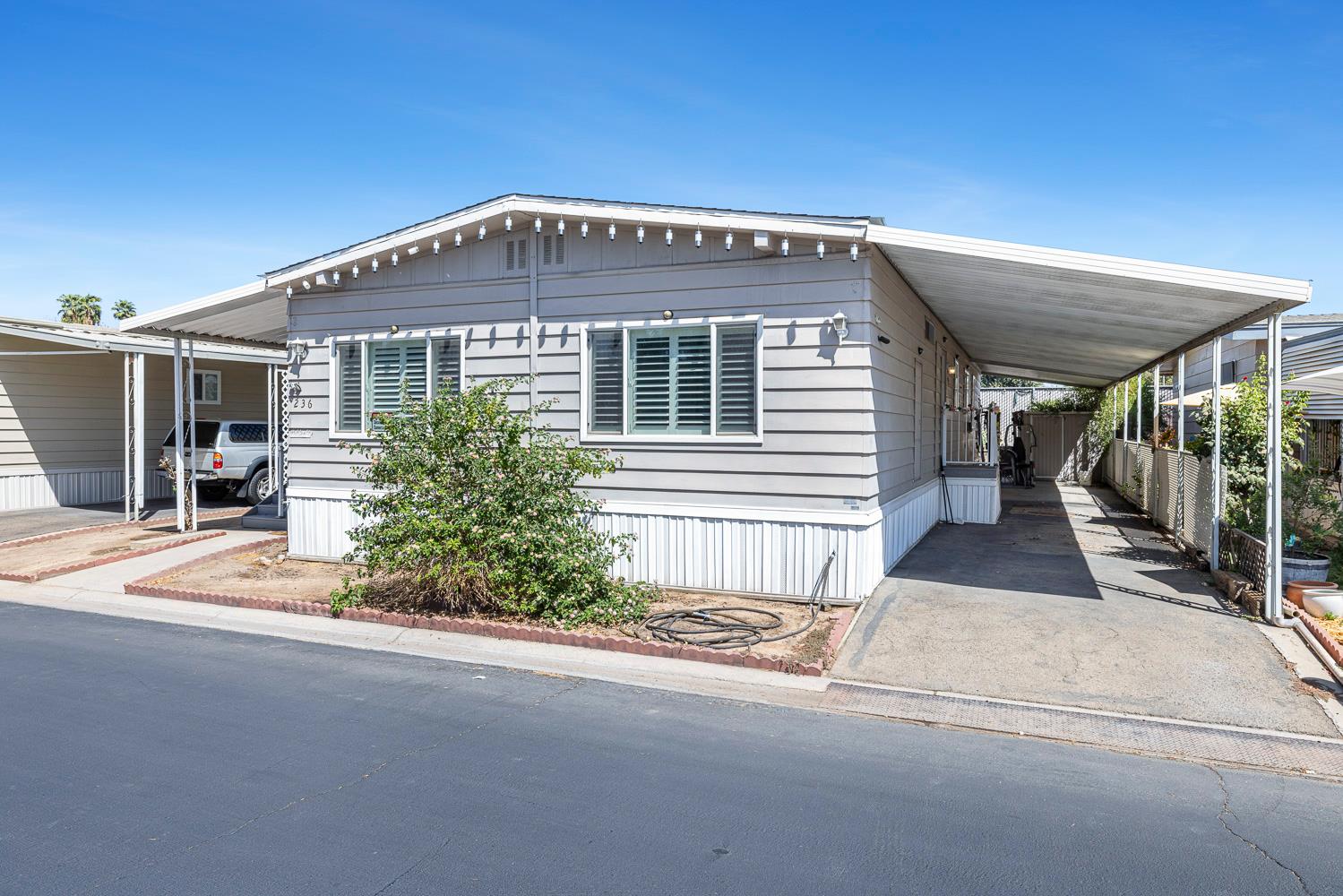 2706 W Ashlan Ave #236, Fresno, CA 93705