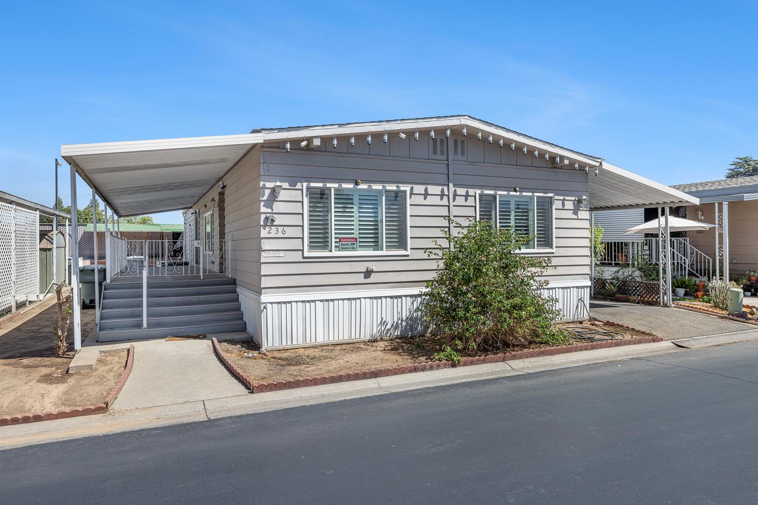 2706 W Ashlan Ave #236, Fresno, CA 93705