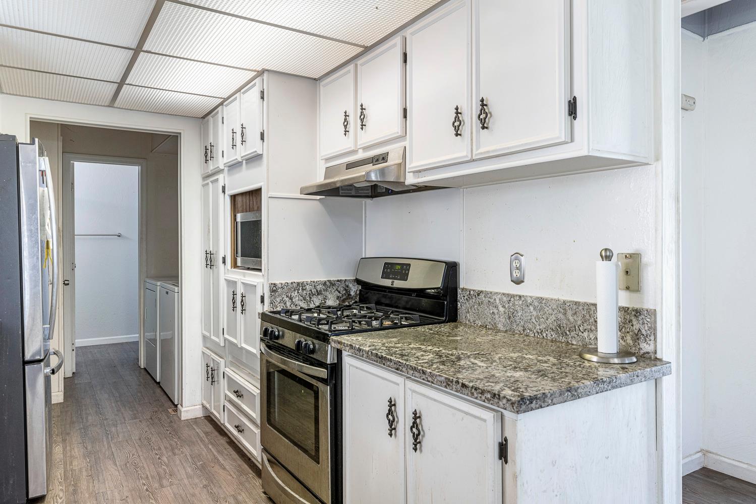 2706 W Ashlan Ave #236, Fresno, CA 93705