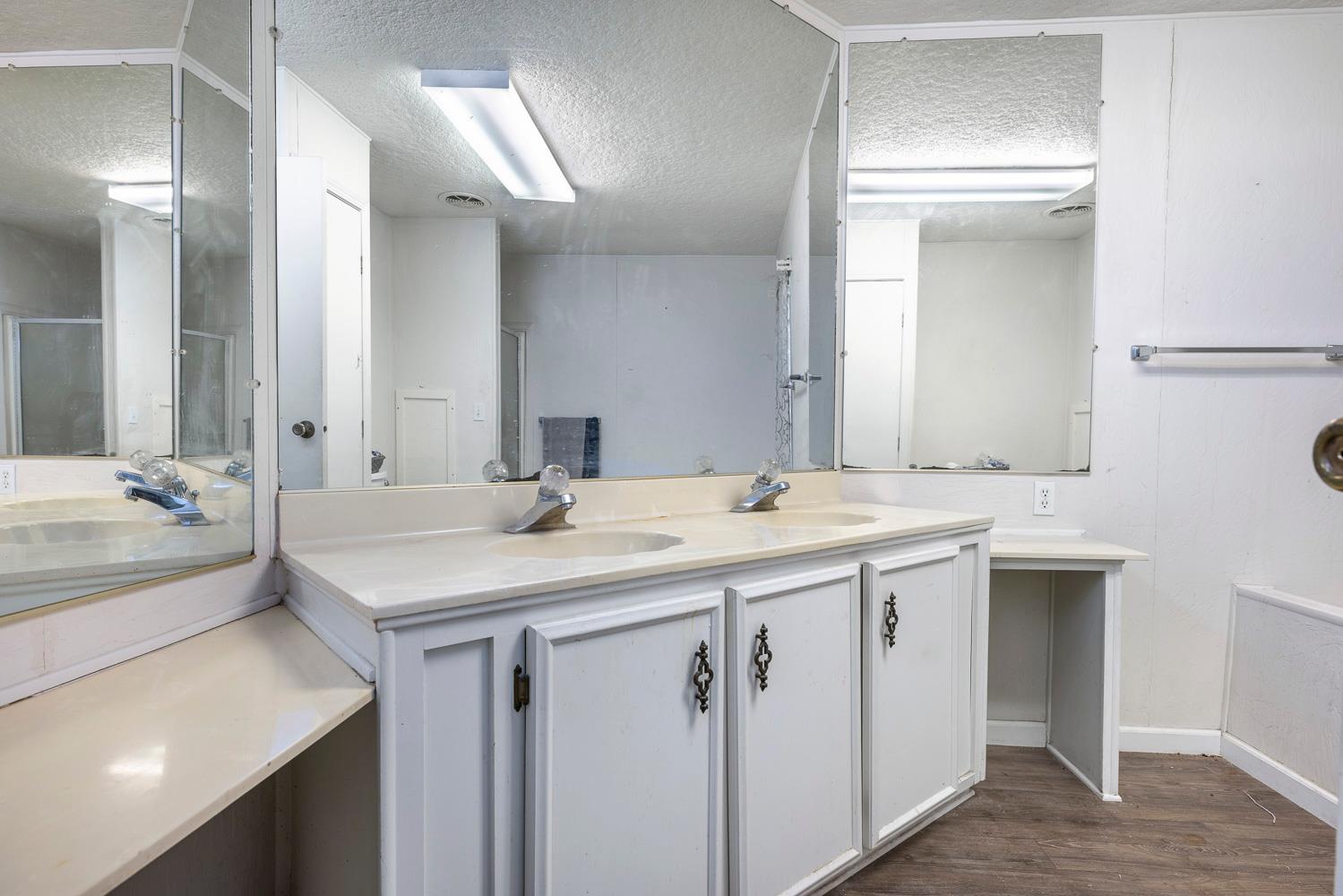 2706 W Ashlan Ave #236, Fresno, CA 93705