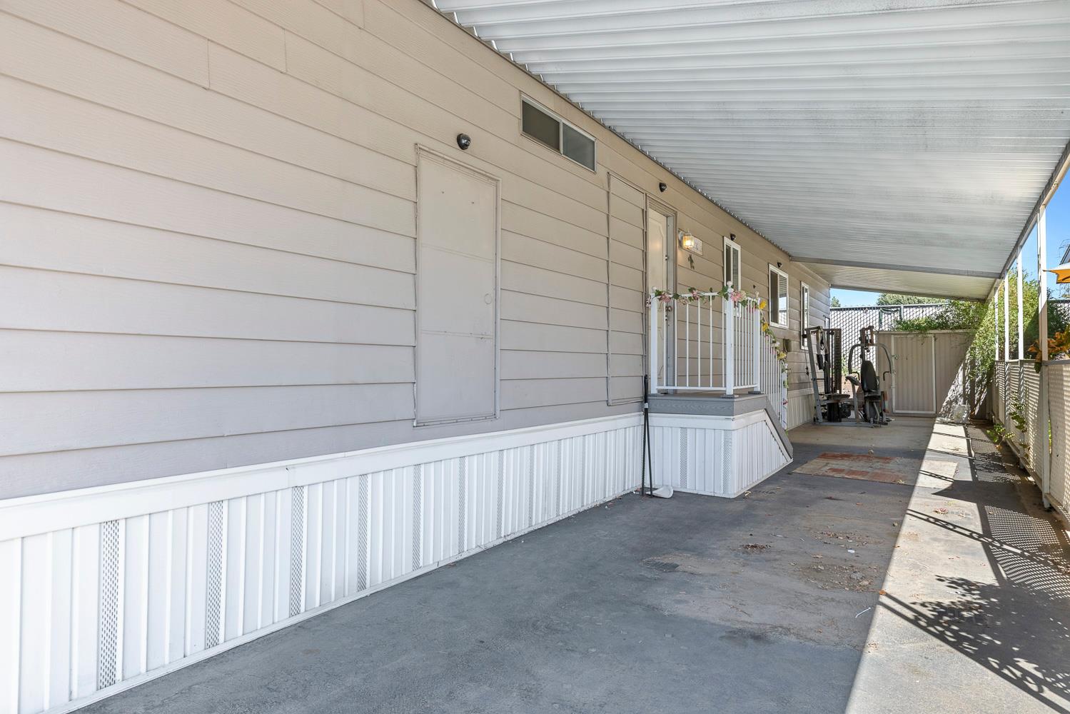 2706 W Ashlan Ave #236, Fresno, CA 93705