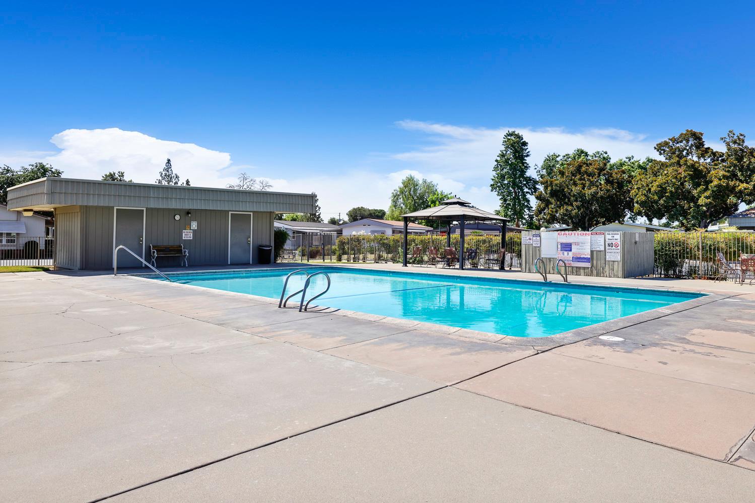 2706 W Ashlan Ave #236, Fresno, CA 93705
